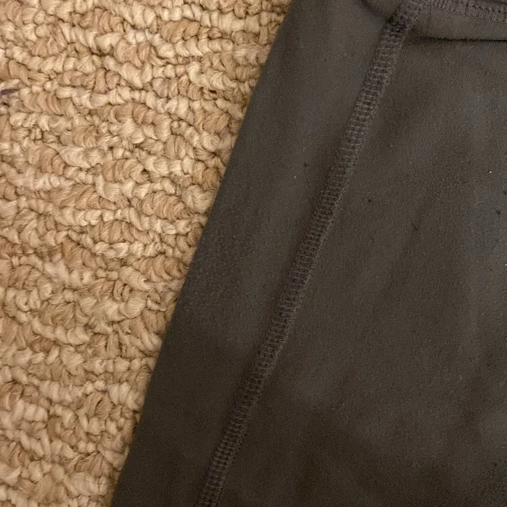Alo Yoga moto leggings, high waisted in anthracite, sz XS - Picture 5 of 5